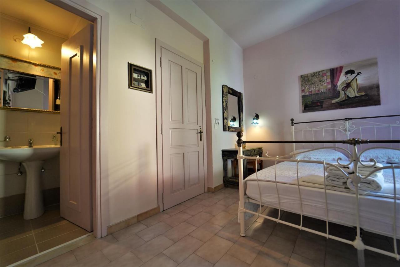 Antigoni Apartments Parga Exterior photo